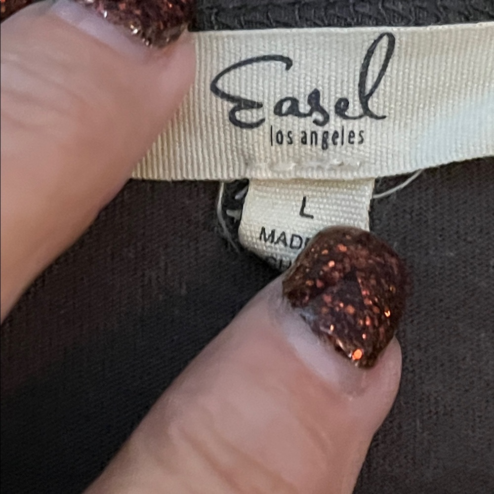 Easel Dusty Purple Smiley Face Short Sleeve Tee w/Crew Neck & Side Slits - Picture 2 of 8